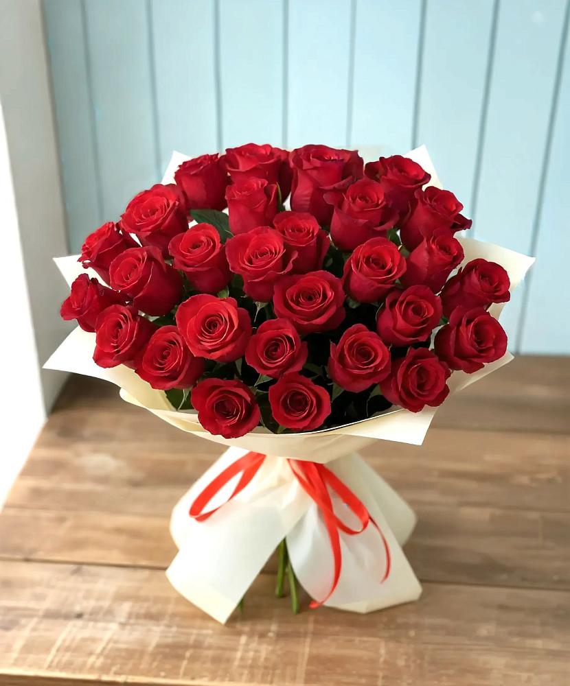 Букет 29 Красных роз в Озерках