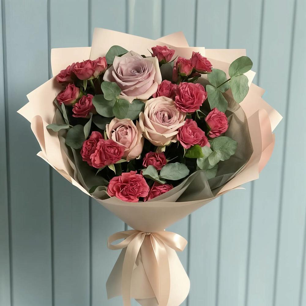Букет цветов из: Гвоздики и Розы в Озерках