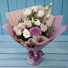 Букет цветов из:  Розы и Лизиантусы в Озерках