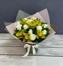 Букет цветов из:  Орхидеи и Розы в Озерках