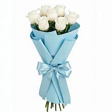 Букет 7 белых роз Проуд в Озерках