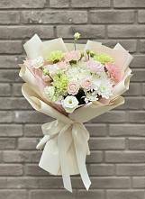 Букет цветов из:  Гвоздики, Розы, Лизиантусы и Хризантемы #REPLACE_PRED# Озерках