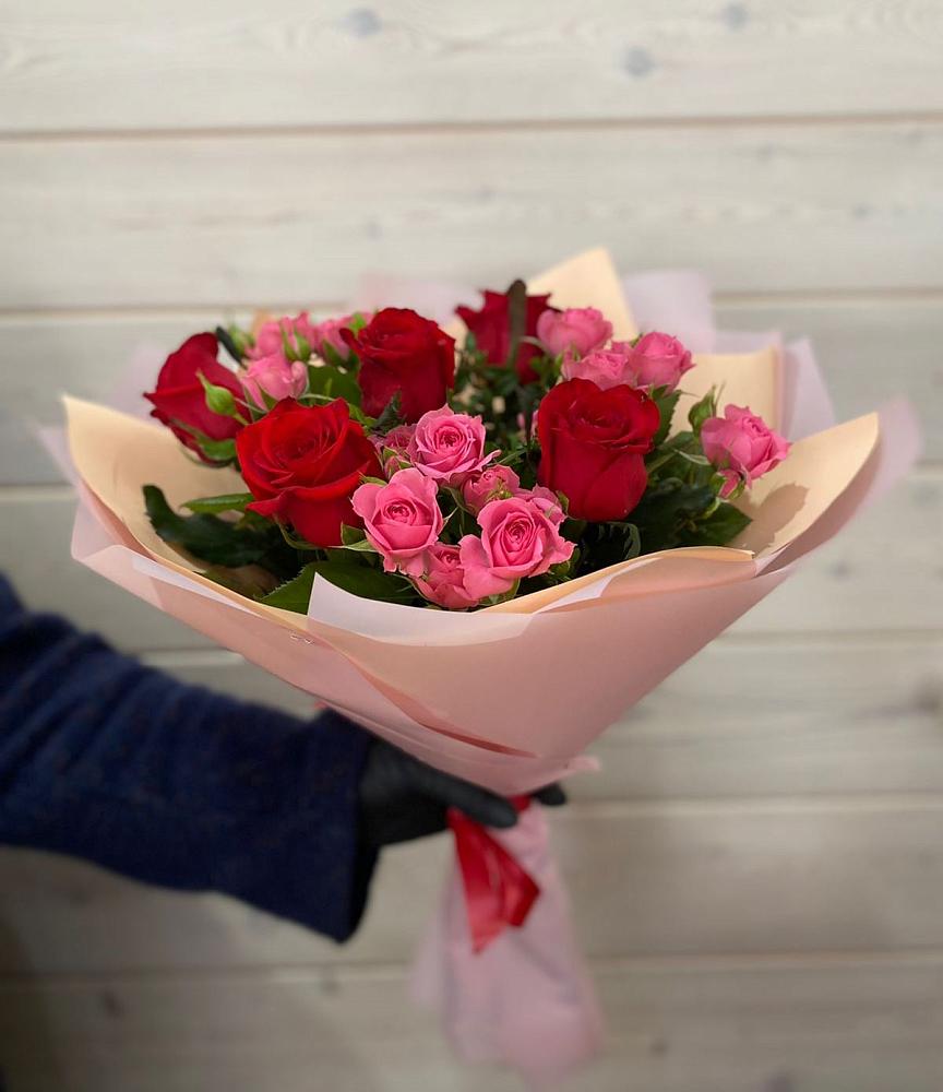 Букет цветов из: Розы в Озерках