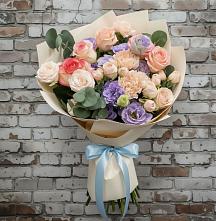 Букет цветов из:  Розы, Лизиантусы и Гвоздики #REPLACE_PRED# Озерках