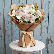 Букет цветов из:  Орхидеи и Розы #REPLACE_PRED# Озерках